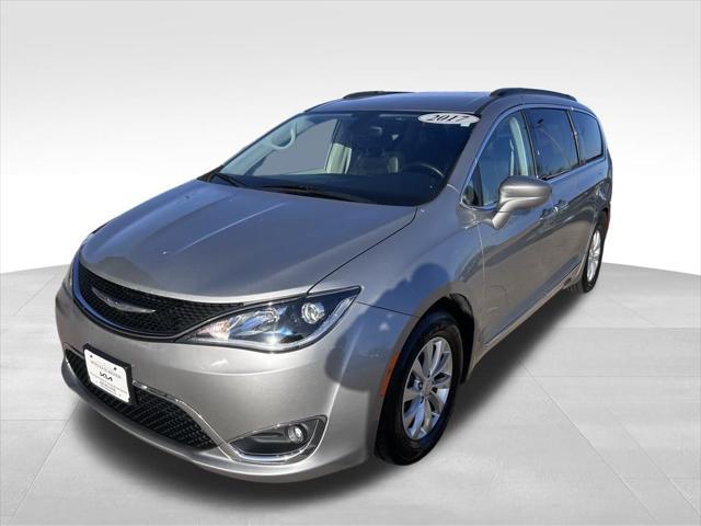 used 2017 Chrysler Pacifica car, priced at $13,950