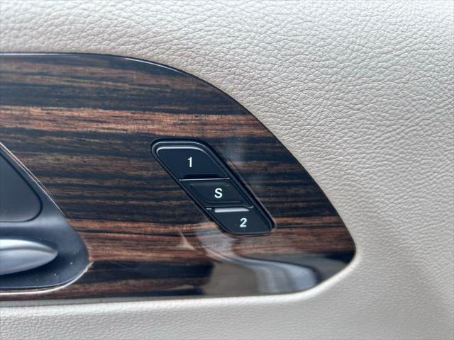 used 2023 Chrysler Pacifica Hybrid car, priced at $29,400