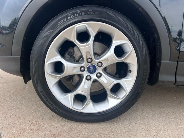 used 2013 Ford Escape car, priced at $10,300