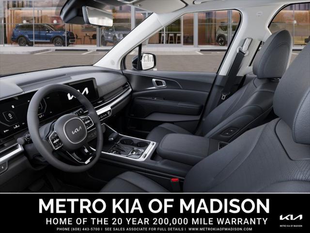 new 2026 Kia Carnival car, priced at $53,285