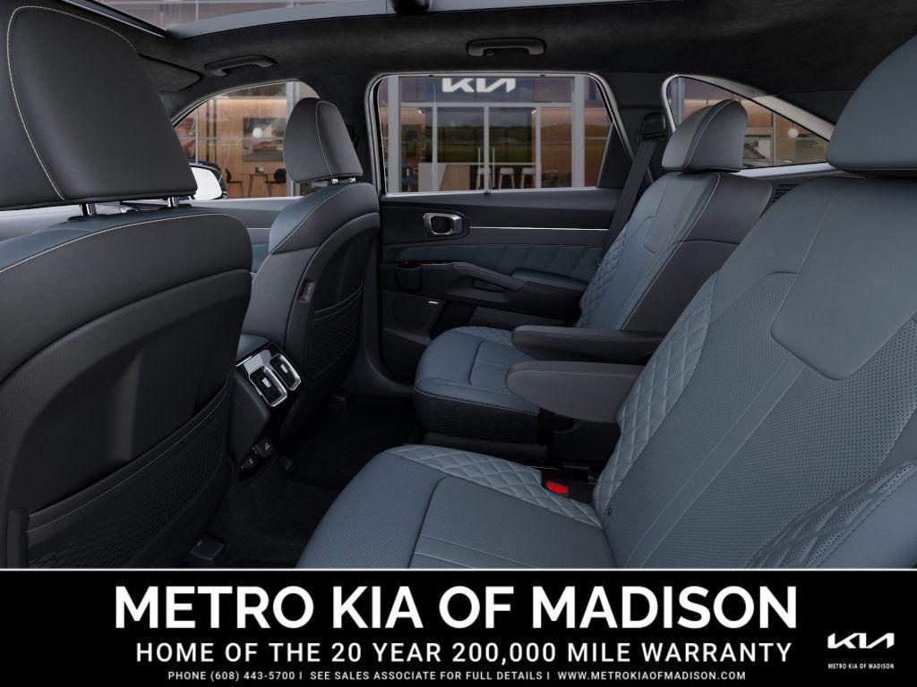 new 2025 Kia Sorento Hybrid car, priced at $48,725