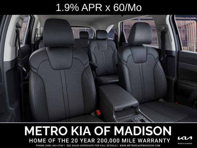 new 2025 Kia Sorento car, priced at $39,760