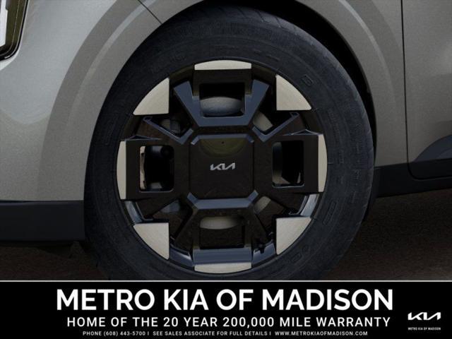 new 2025 Kia Carnival car, priced at $42,925