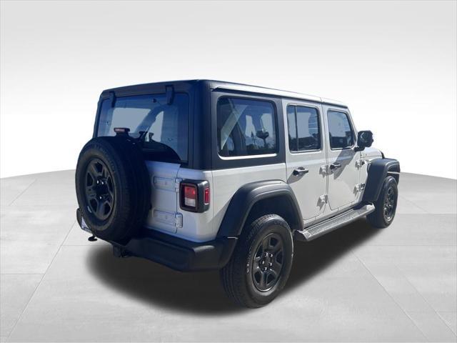 used 2022 Jeep Wrangler Unlimited car, priced at $33,912