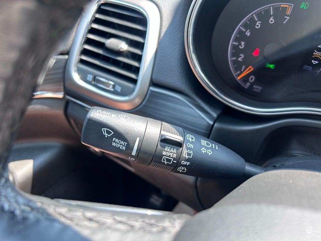 used 2019 Jeep Grand Cherokee car, priced at $18,600