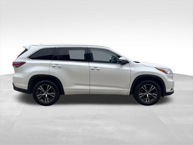 used 2016 Toyota Highlander car, priced at $17,000