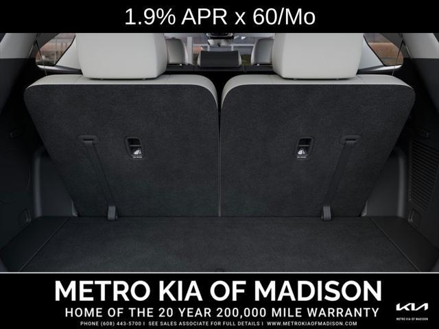 new 2025 Kia Sorento car, priced at $38,010