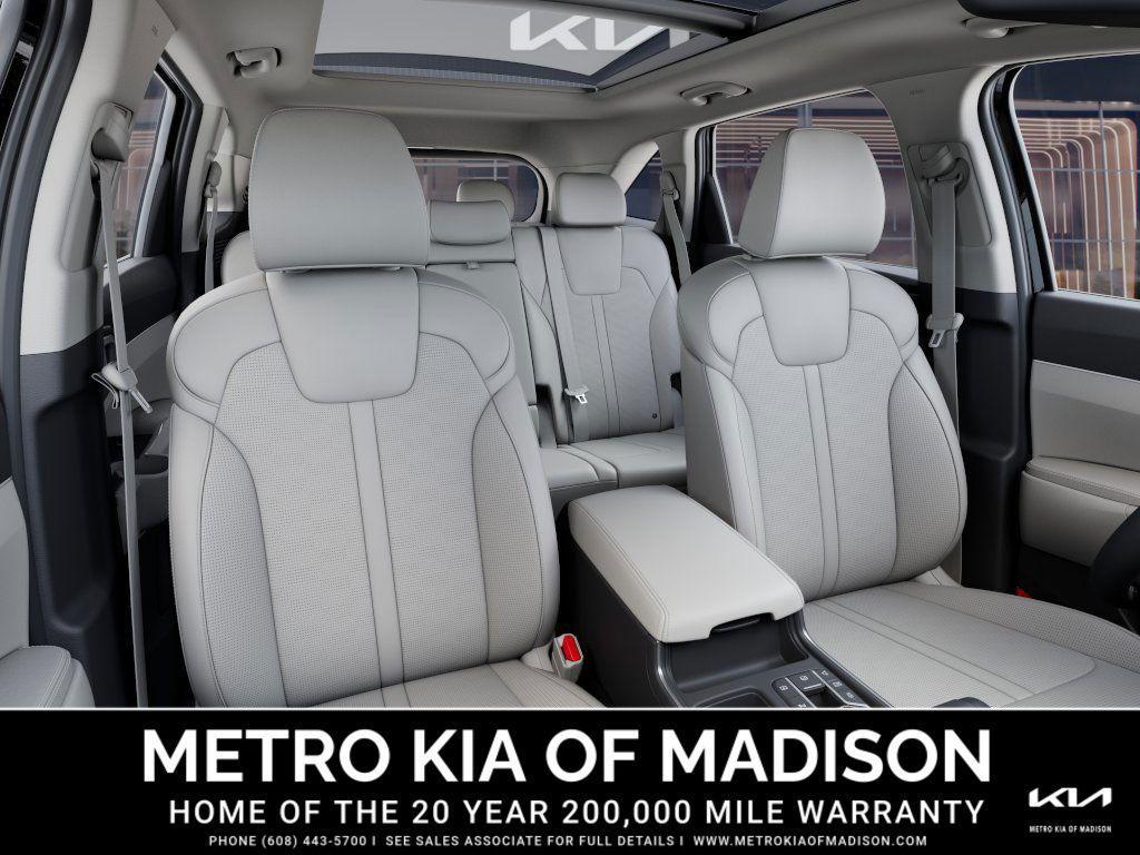 new 2025 Kia Sorento car, priced at $38,010