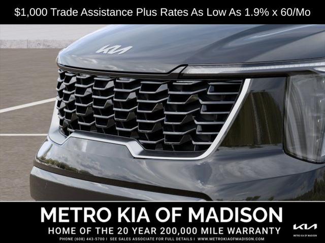 new 2025 Kia Sorento car, priced at $38,010