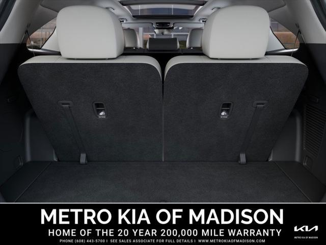 new 2025 Kia Sorento car, priced at $38,010