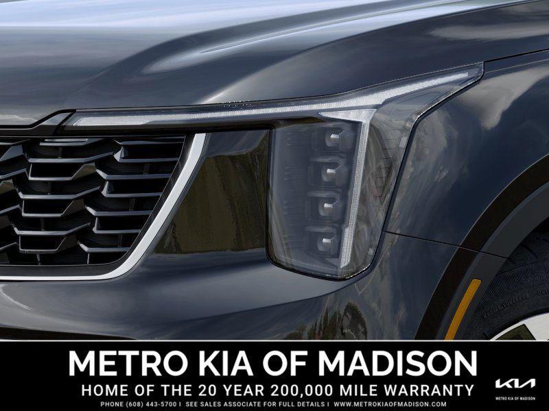 new 2025 Kia Sorento car, priced at $38,010