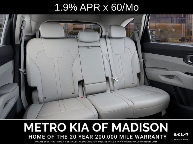 new 2025 Kia Sorento car, priced at $38,010