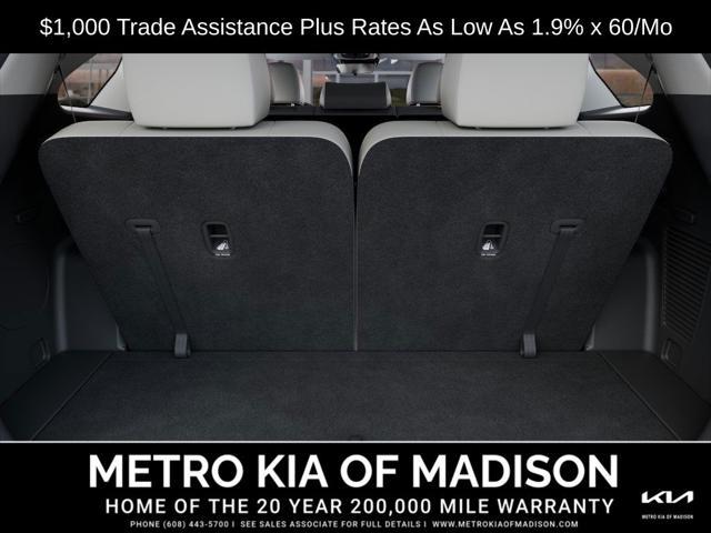 new 2025 Kia Sorento car, priced at $38,010