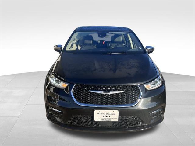 used 2022 Chrysler Pacifica Hybrid car, priced at $28,488