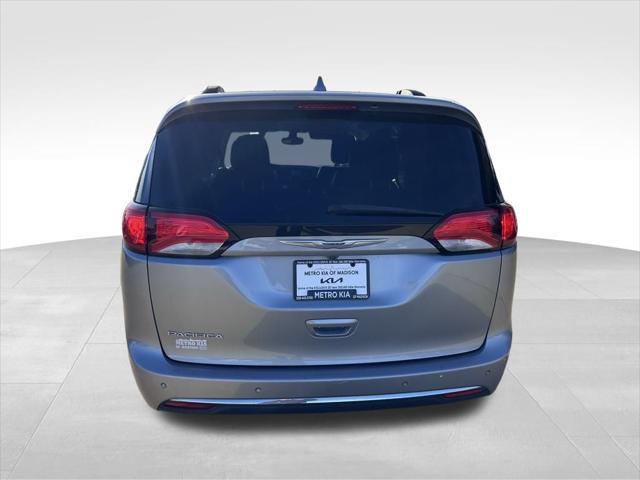 used 2017 Chrysler Pacifica car, priced at $11,500