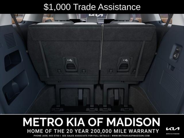 new 2025 Kia Carnival Hybrid car, priced at $57,280