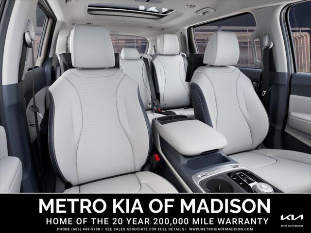 new 2025 Kia Carnival Hybrid car, priced at $57,280