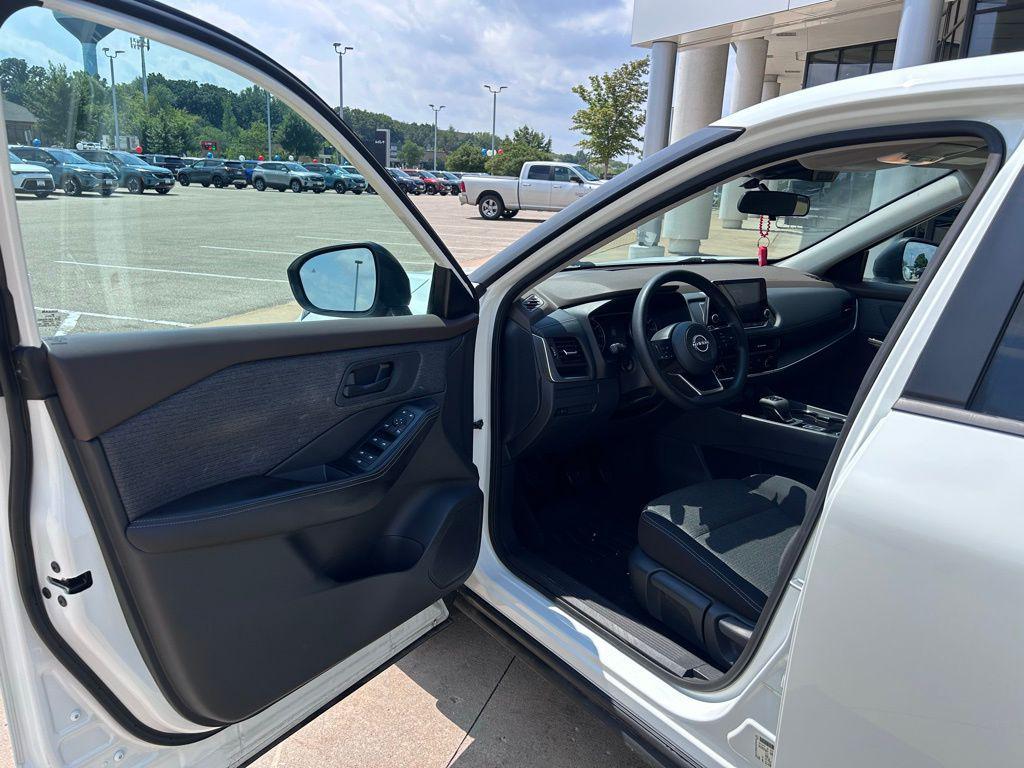 used 2022 Nissan Rogue car, priced at $22,000