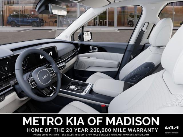 new 2025 Kia Carnival Hybrid car, priced at $55,390