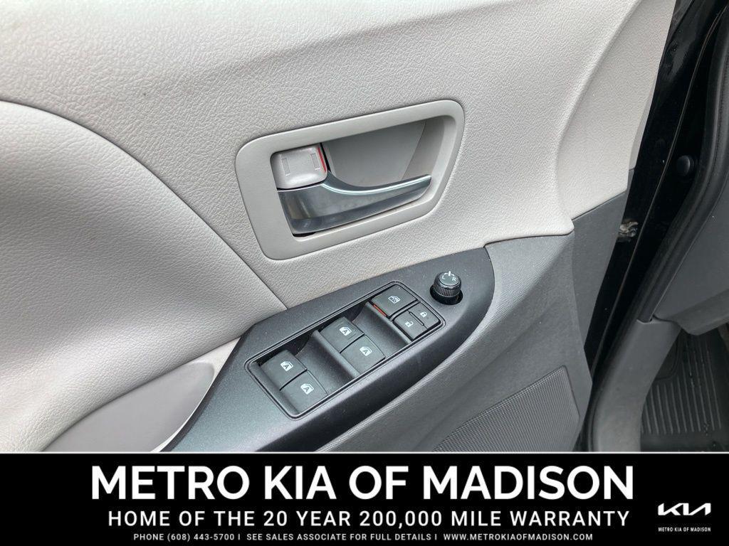 used 2020 Toyota Sienna car, priced at $19,024