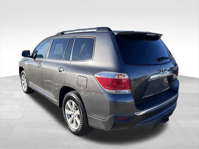 used 2013 Toyota Highlander car, priced at $8,300