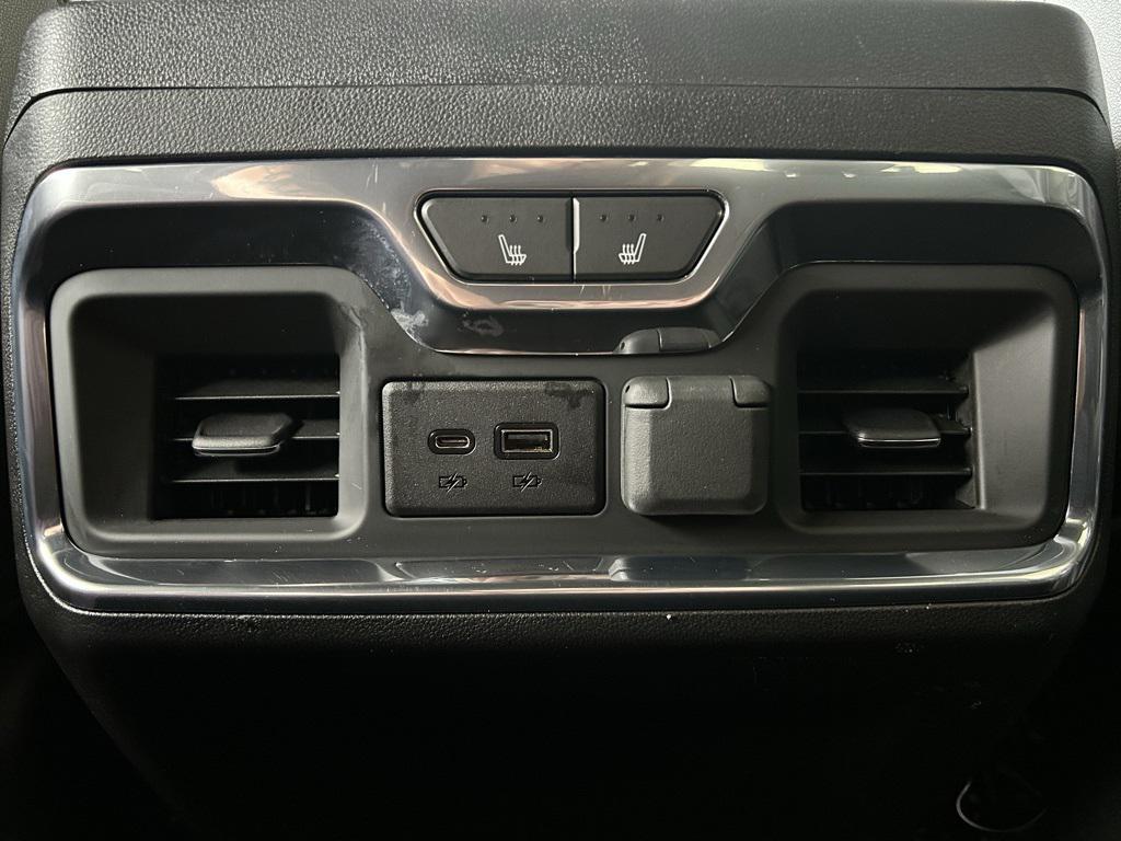 used 2021 GMC Sierra 1500 car, priced at $31,214