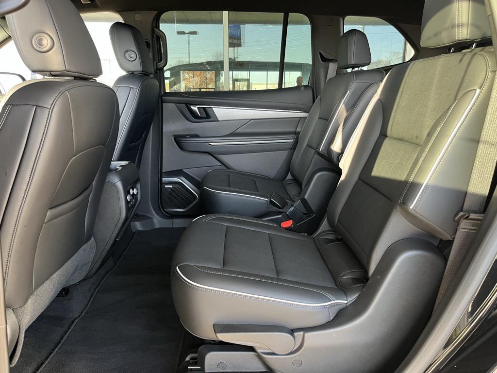 used 2025 Buick Enclave car, priced at $37,479