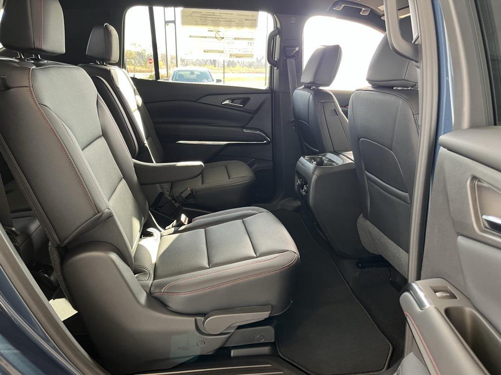 new 2026 Chevrolet Traverse car, priced at $51,309