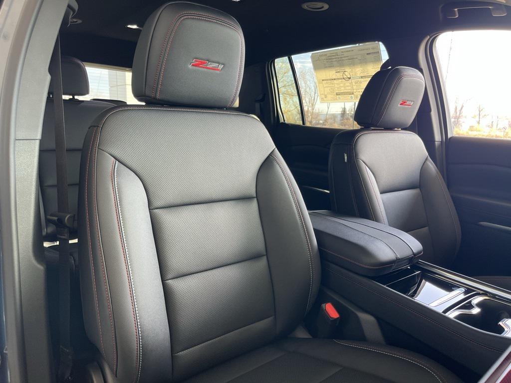 new 2026 Chevrolet Traverse car, priced at $51,309