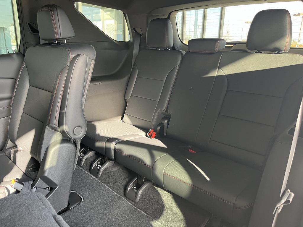 new 2026 Chevrolet Traverse car, priced at $51,309