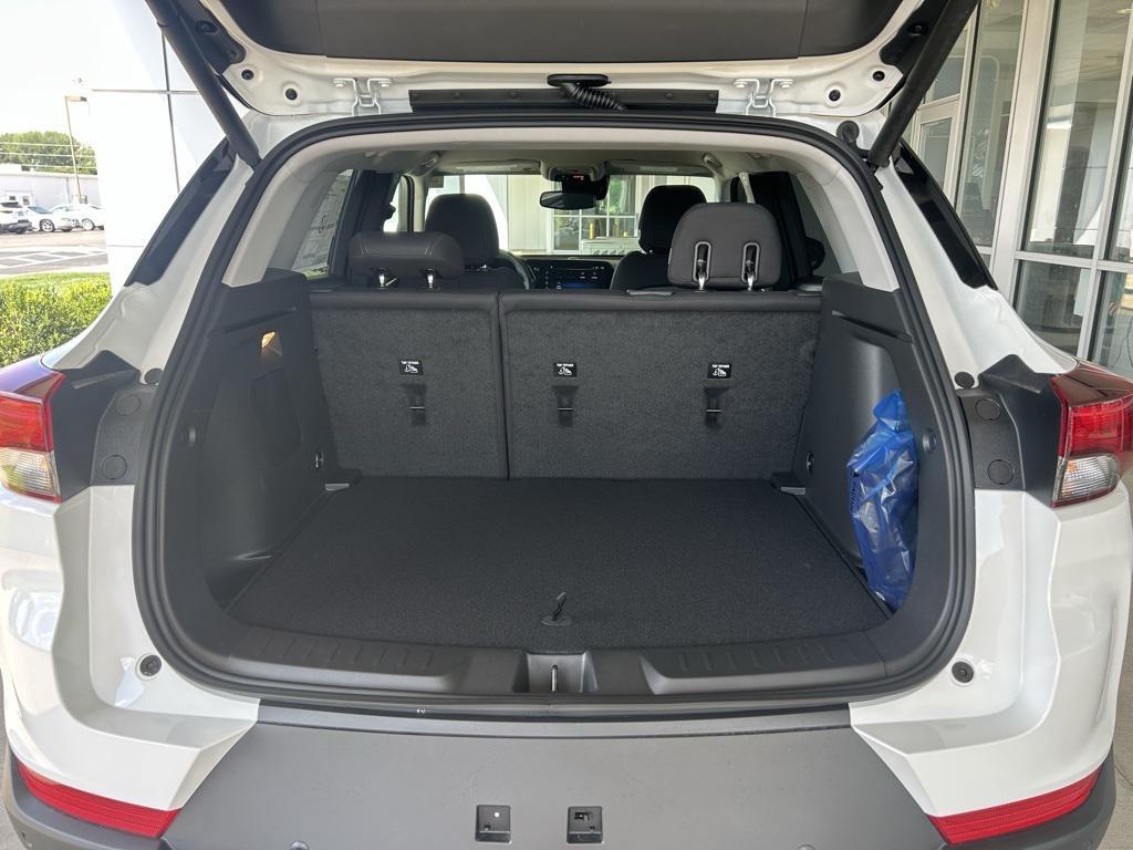 new 2026 Chevrolet TrailBlazer car, priced at $28,115