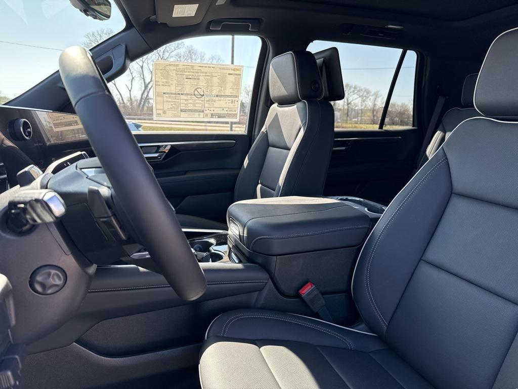 new 2025 Chevrolet Tahoe car, priced at $87,945