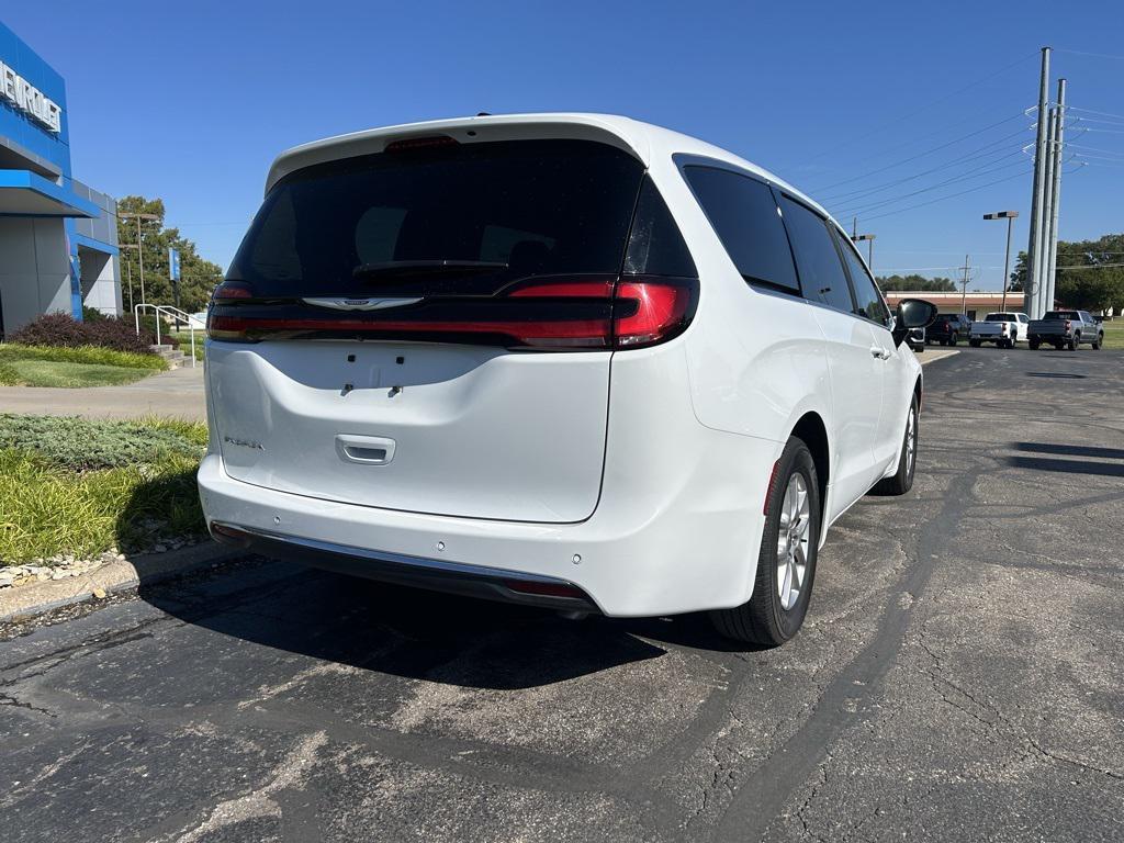 used 2024 Chrysler Pacifica car, priced at $31,260