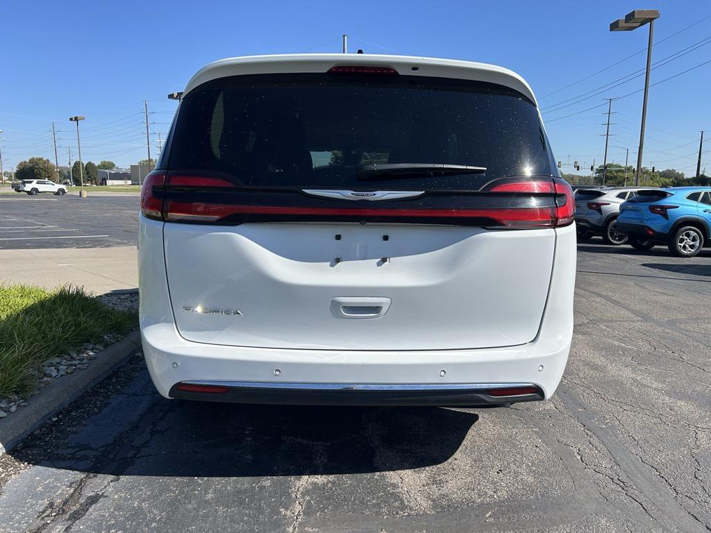 used 2024 Chrysler Pacifica car, priced at $31,260