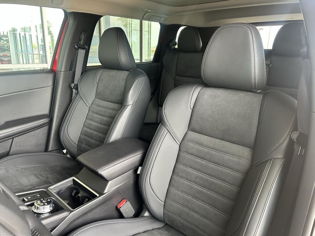 new 2025 Mitsubishi Outlander PHEV car, priced at $40,936