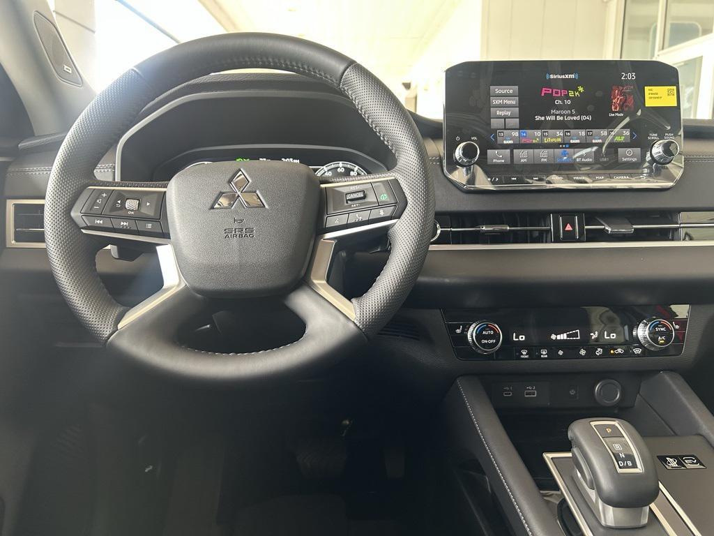 new 2025 Mitsubishi Outlander PHEV car, priced at $40,936