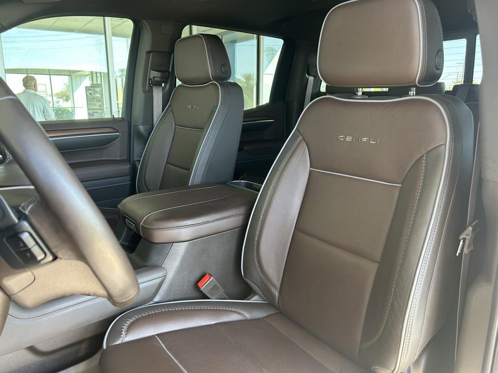 used 2025 GMC Sierra 1500 car, priced at $63,494