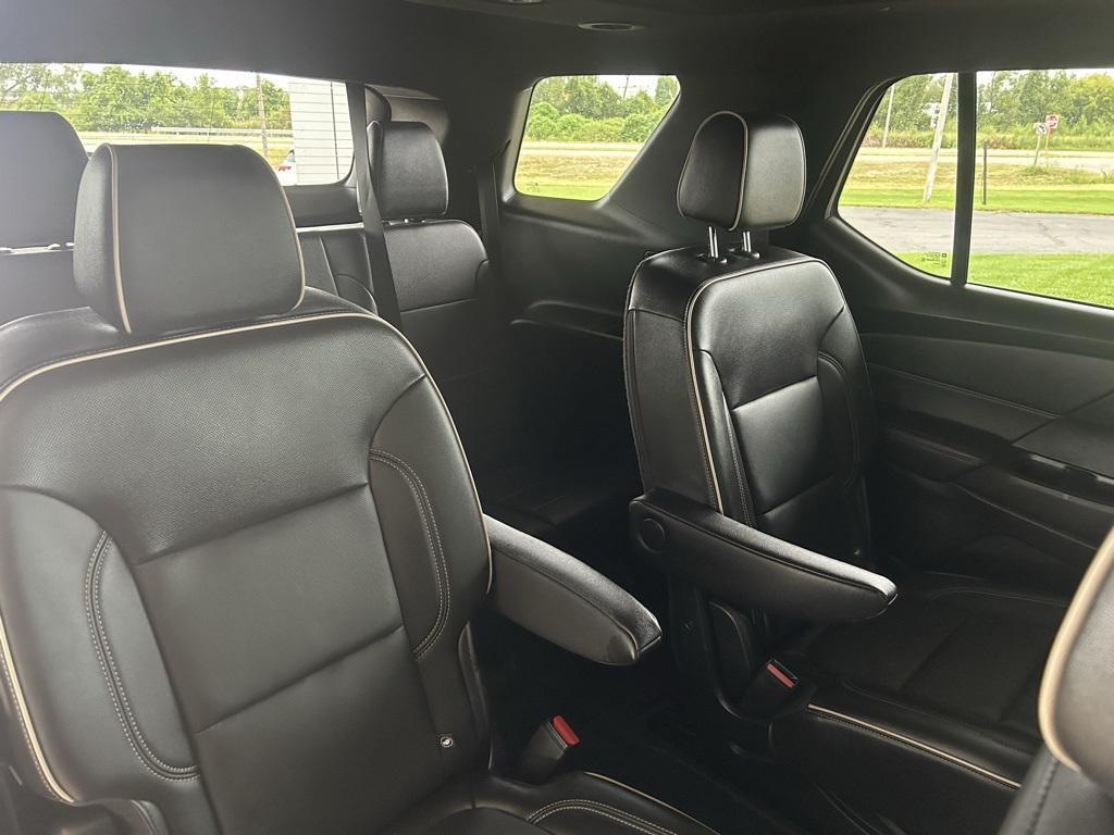 used 2022 Chevrolet Traverse car, priced at $32,023