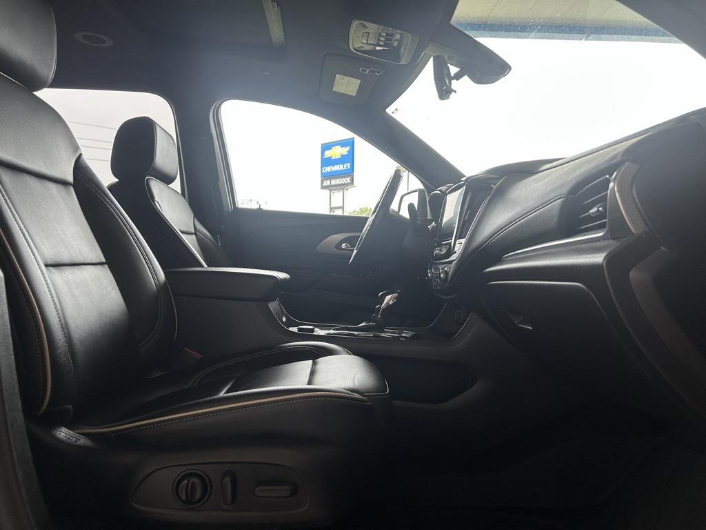 used 2022 Chevrolet Traverse car, priced at $32,023