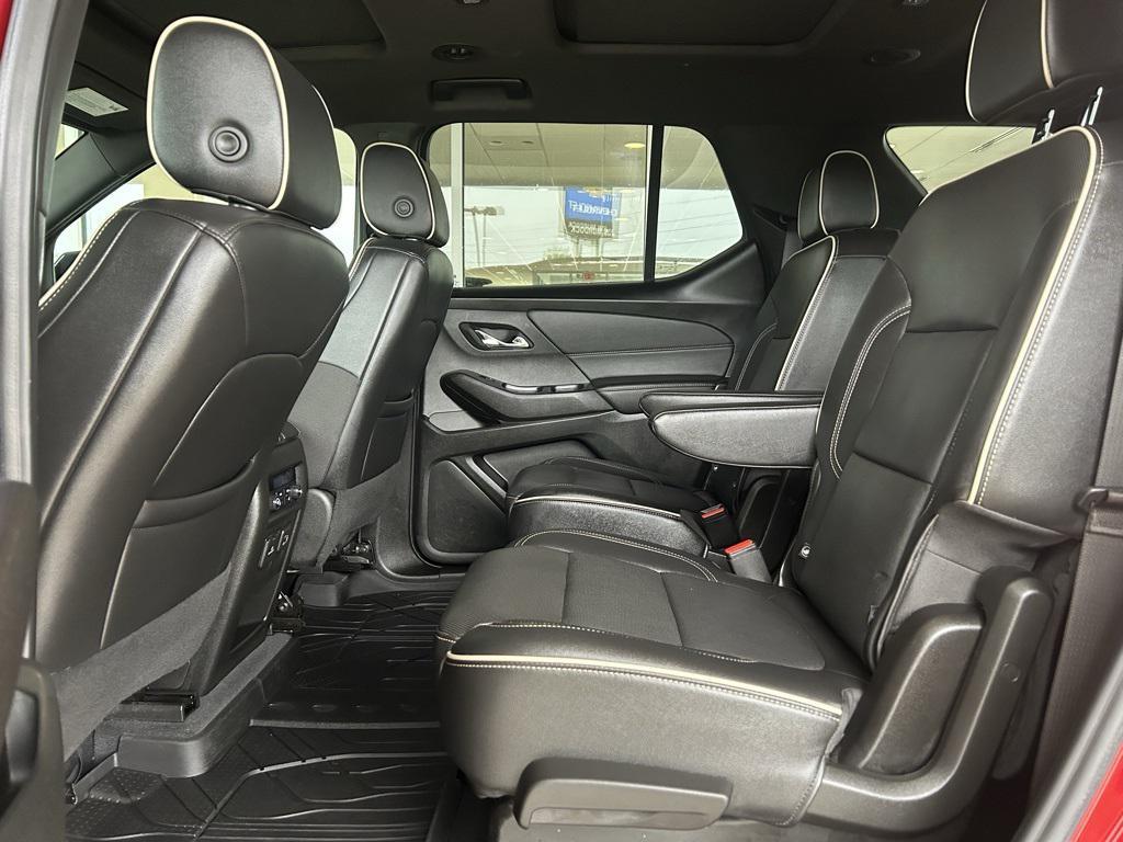 used 2022 Chevrolet Traverse car, priced at $32,023