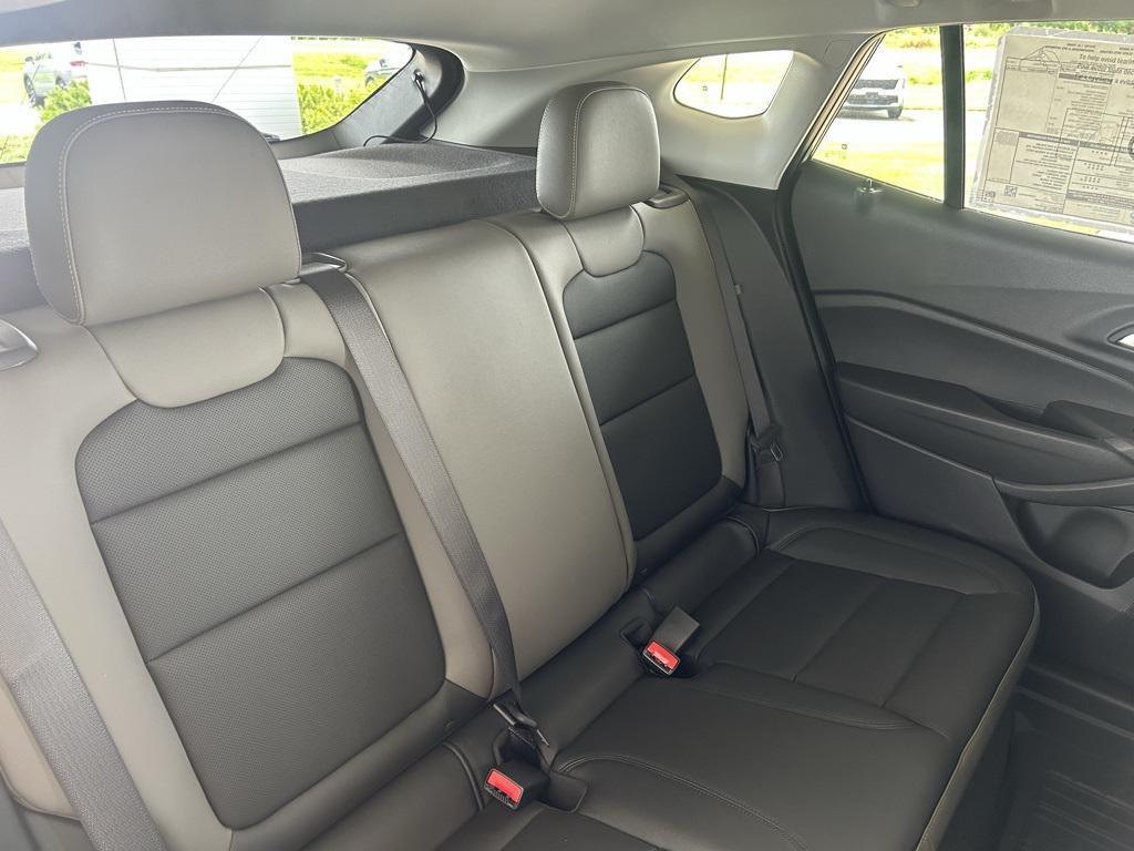 new 2025 Chevrolet Trax car, priced at $27,390