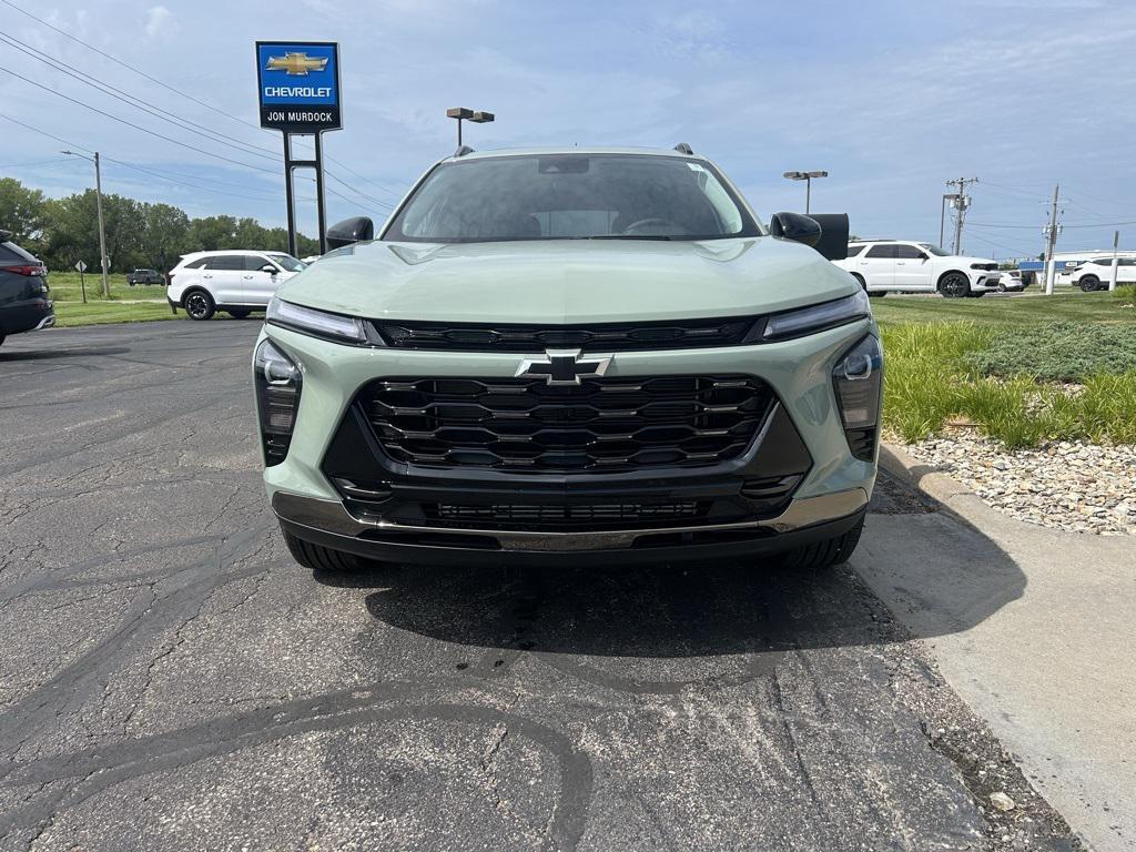 new 2025 Chevrolet Trax car, priced at $27,390