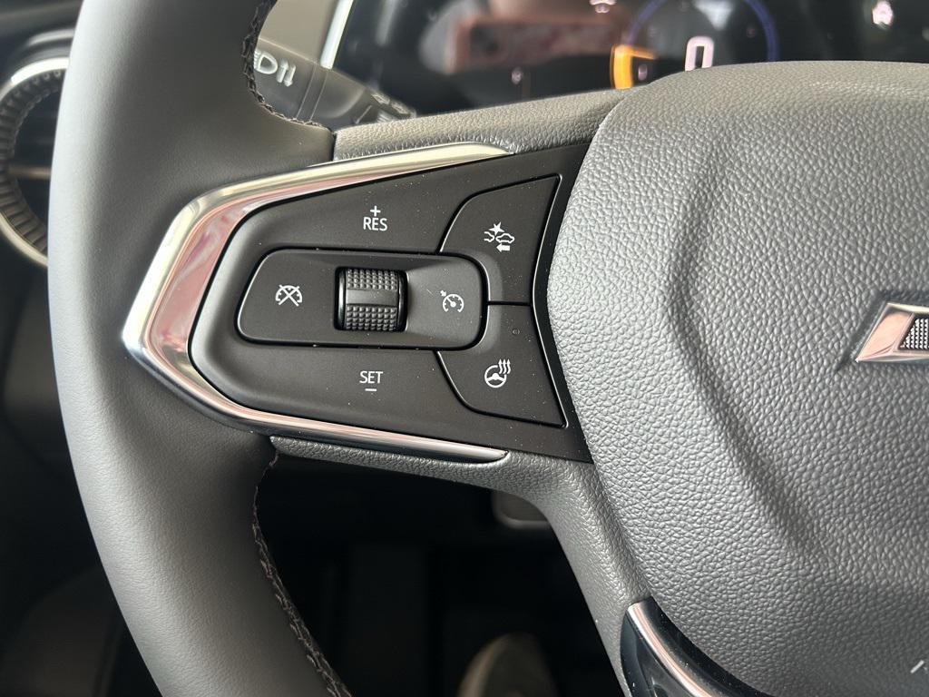 new 2025 Chevrolet Trax car, priced at $27,390