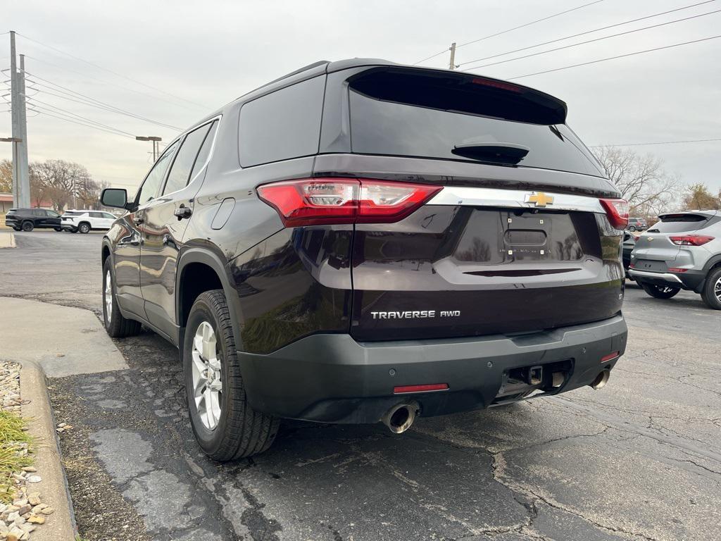 used 2021 Chevrolet Traverse car, priced at $23,616