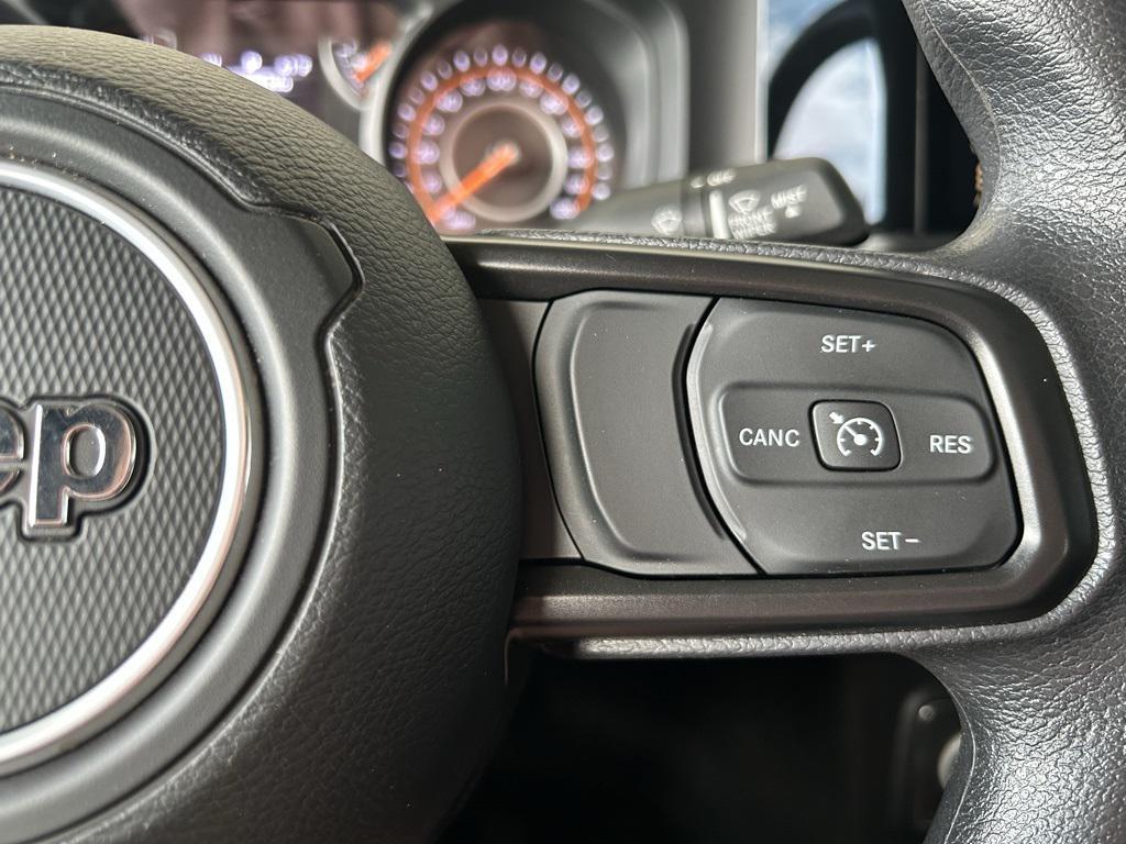 used 2024 Jeep Gladiator car, priced at $33,994