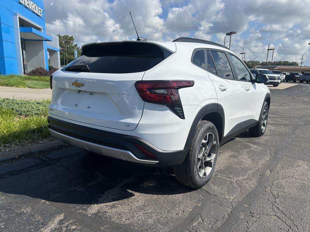 new 2025 Chevrolet Trax car, priced at $24,495