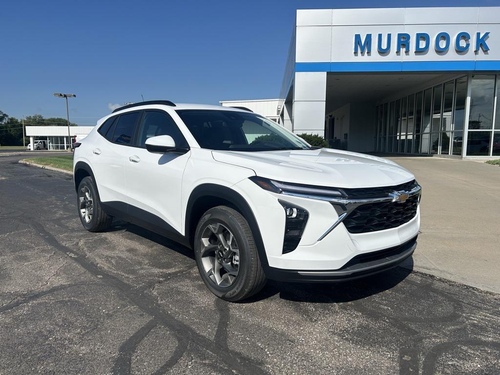 new 2025 Chevrolet Trax car, priced at $24,495