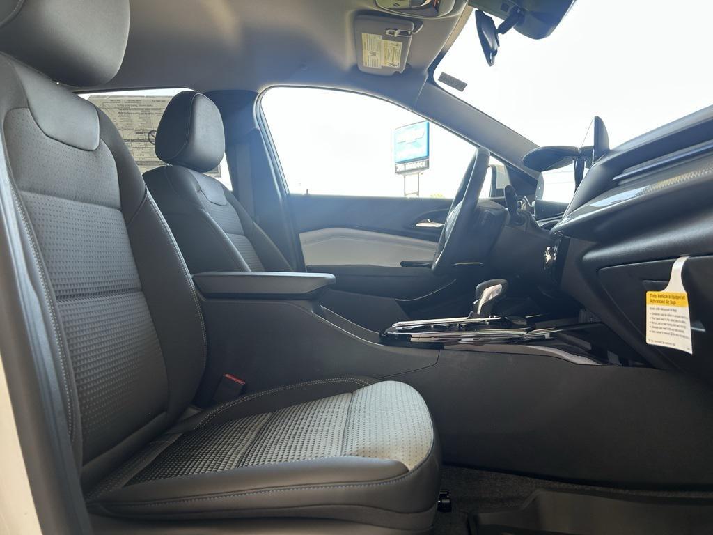 new 2025 Chevrolet Trax car, priced at $24,495