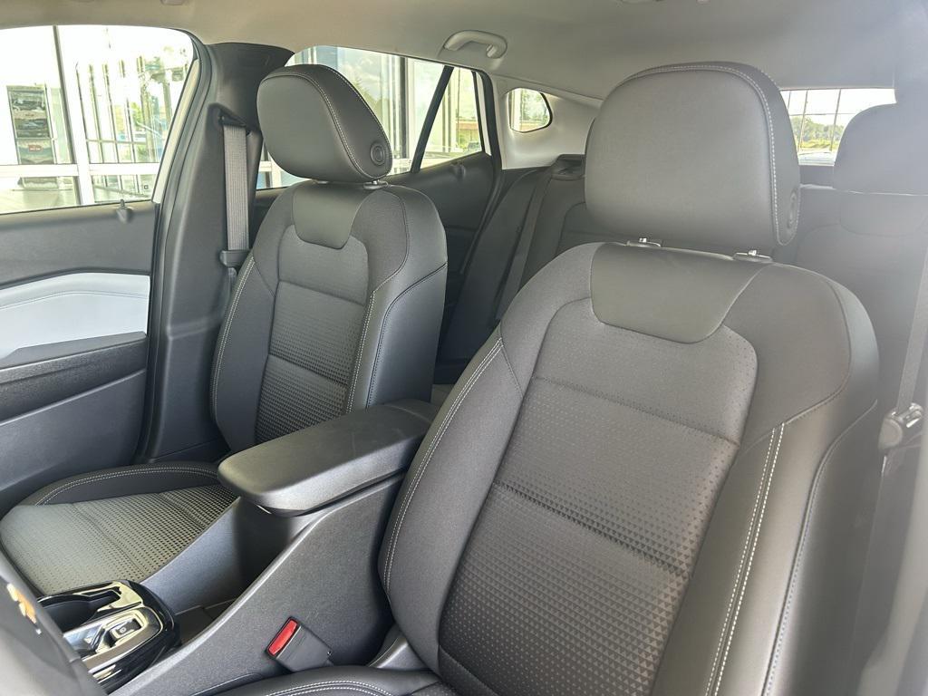 new 2025 Chevrolet Trax car, priced at $24,495