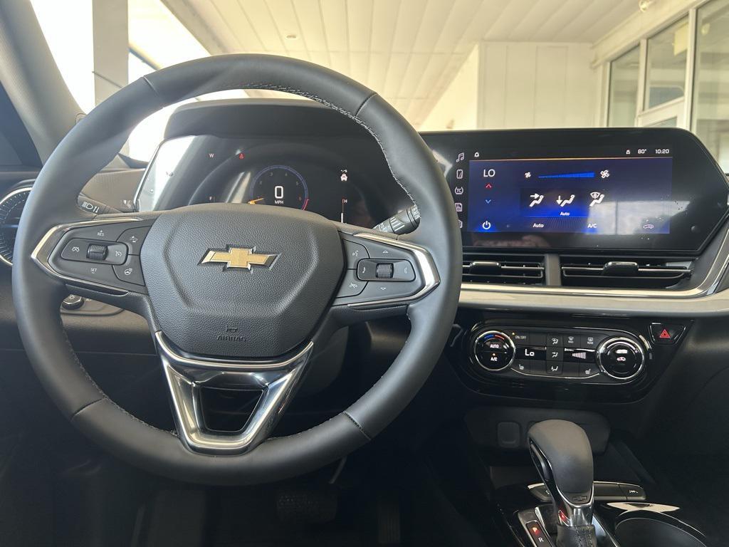 new 2025 Chevrolet Trax car, priced at $24,495